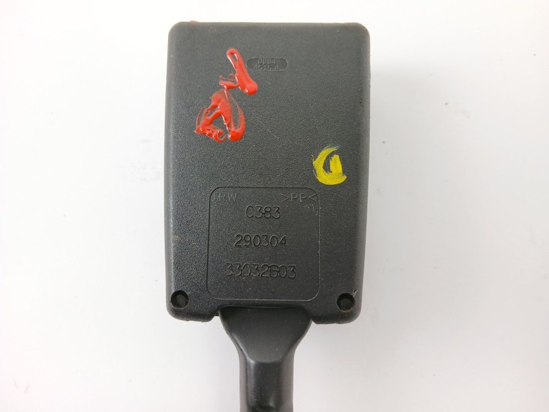 Recambio de enganche cinturon seguridad delantero derecho para ligier nova 500 referencia OEM IAM 33032603  