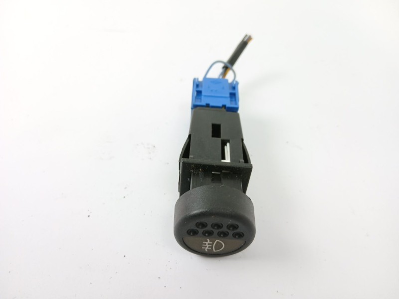 Recambio de boton antiniebla para ligier nova 500 referencia OEM IAM   