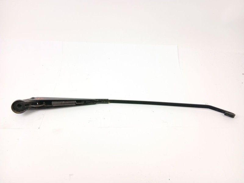 Recambio de brazo limpia delantero para ligier nova 500 referencia OEM IAM   