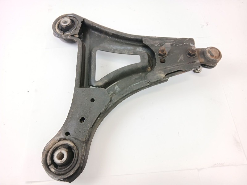 Recambio de brazo suspension inferior delantero derecho para volvo 460 (464) 1.8 referencia OEM IAM 025000012012  