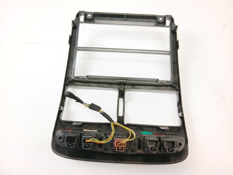 Recambio de consola central para peugeot 307 (3a/c) 1.6 16v referencia OEM IAM 9634505077  