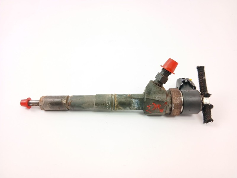Recambio de inyector para opel insignia a sedán (g09) 2.0 cdti (69) referencia OEM IAM 0445110  