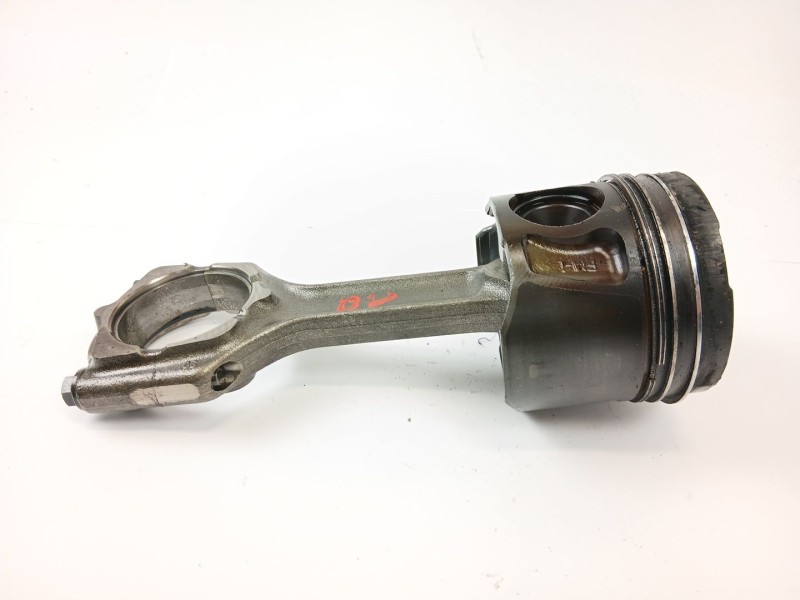 Recambio de piston para opel insignia a sedán (g09) 2.0 cdti (69) referencia OEM IAM   