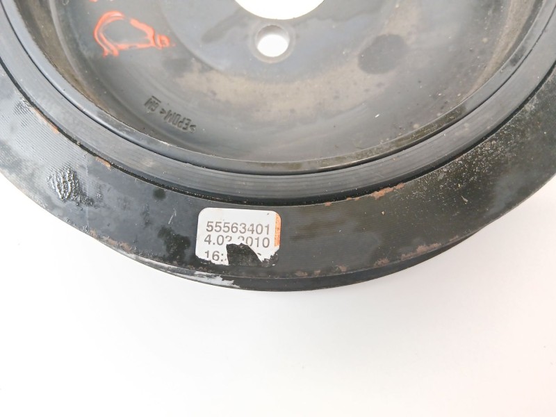 Recambio de polea cigueñal para opel insignia a sedán (g09) 2.0 cdti (69) referencia OEM IAM 55563401  