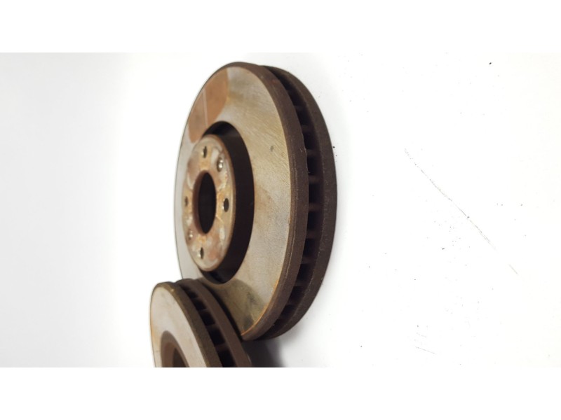 Recambio de disco freno delantero para peugeot 3008 1.6 hdi fap referencia OEM IAM 4249J6 1618862780 