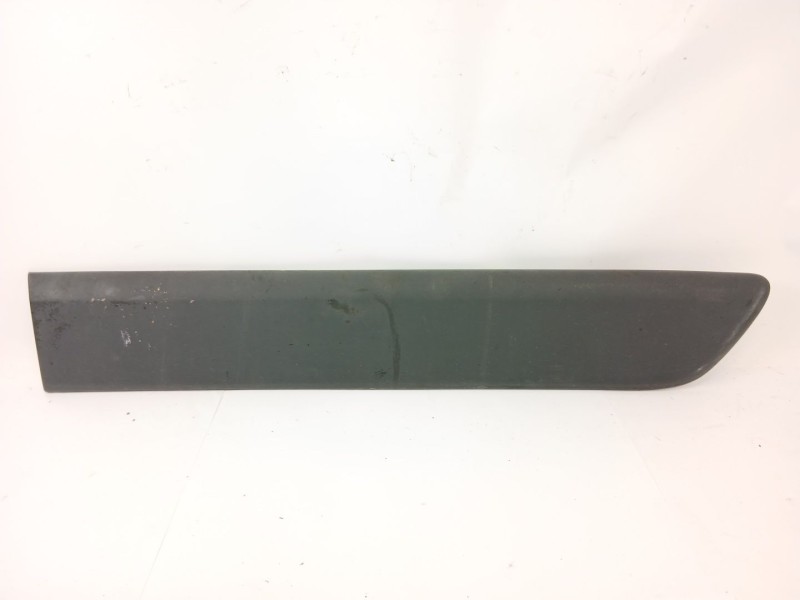 Recambio de moldura para renault kangoo (kc0/1_) d 55 1.9 (kc0d) referencia OEM IAM 8200077547  