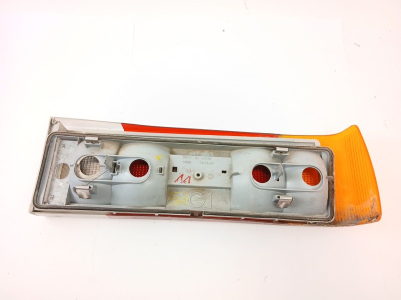Recambio de piloto trasero izquierdo para talbot referencia OEM IAM 8076AF  