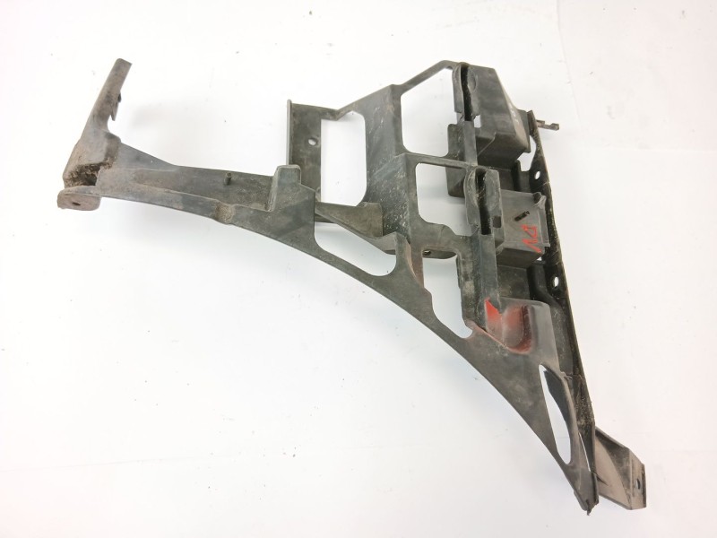 Recambio de molduras traseras para bmw 3 compact (e46) 320 td referencia OEM IAM 8252820  