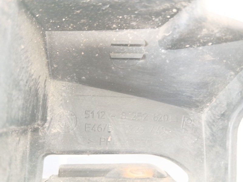 Recambio de molduras traseras para bmw 3 compact (e46) 320 td referencia OEM IAM 8252820  