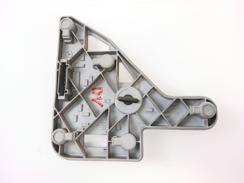 Recambio de portalamparas para mercedes-benz clase c (w203) c 220 cdi (203.006) referencia OEM IAM   