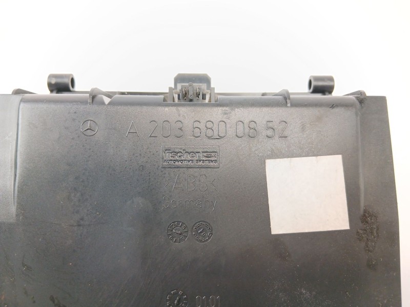 Recambio de cenicero para mercedes-benz clase c (w203) c 220 cdi (203.006) referencia OEM IAM 2036800852  
