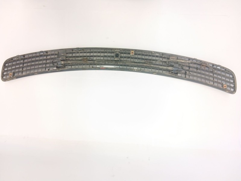 Recambio de rejillas capot para mercedes-benz clase c (w203) c 220 cdi (203.006) referencia OEM IAM   