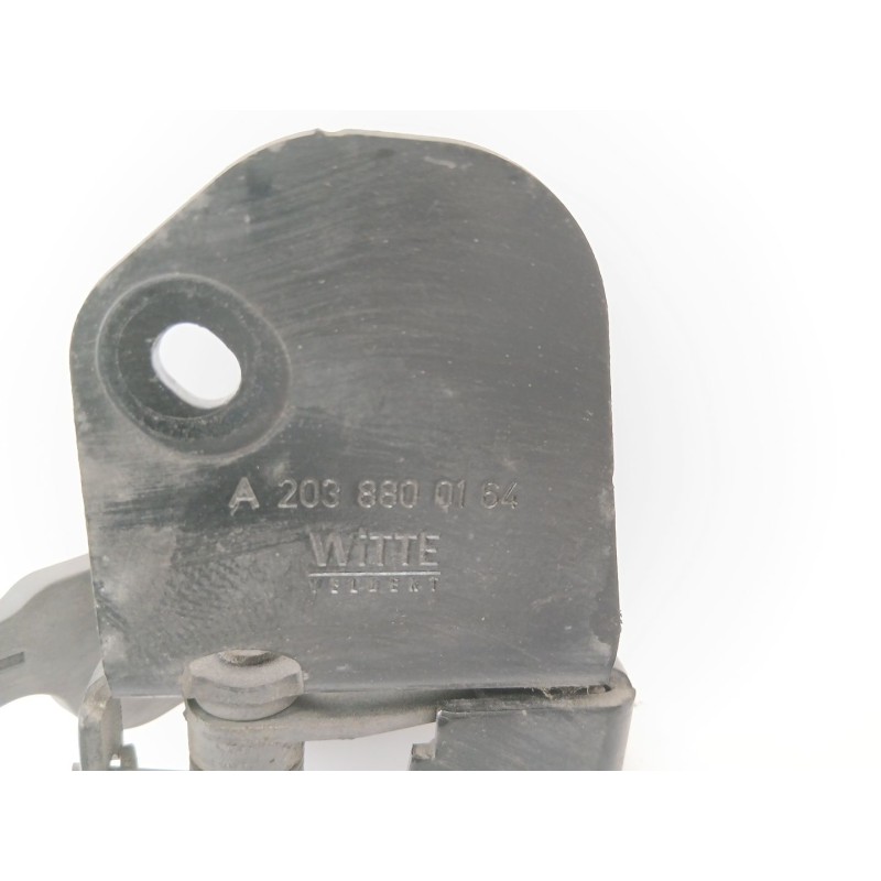 Recambio de cerradura capot para mercedes-benz clase c (w203) c 220 cdi (203.006) referencia OEM IAM A2038800184  
