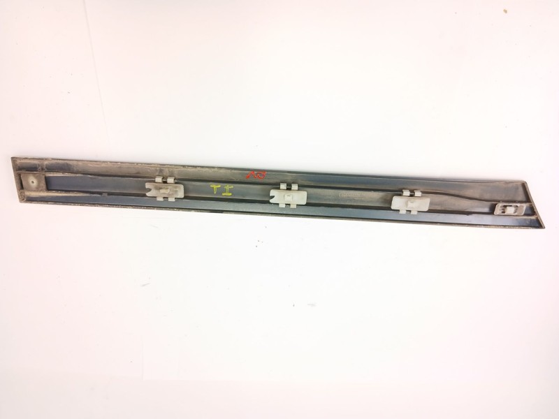Recambio de moldura para mercedes-benz clase c (w203) c 220 cdi (203.006) referencia OEM IAM A2036902962  