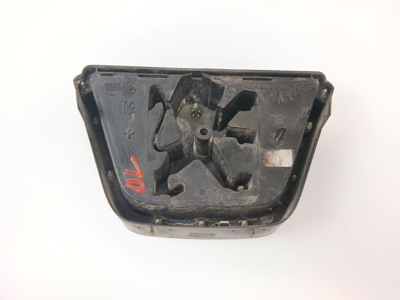 Recambio de emblema para peugeot 206 berlina x-line (2001-2009)1.4 hdi 68cv referencia OEM IAM 9628688677  