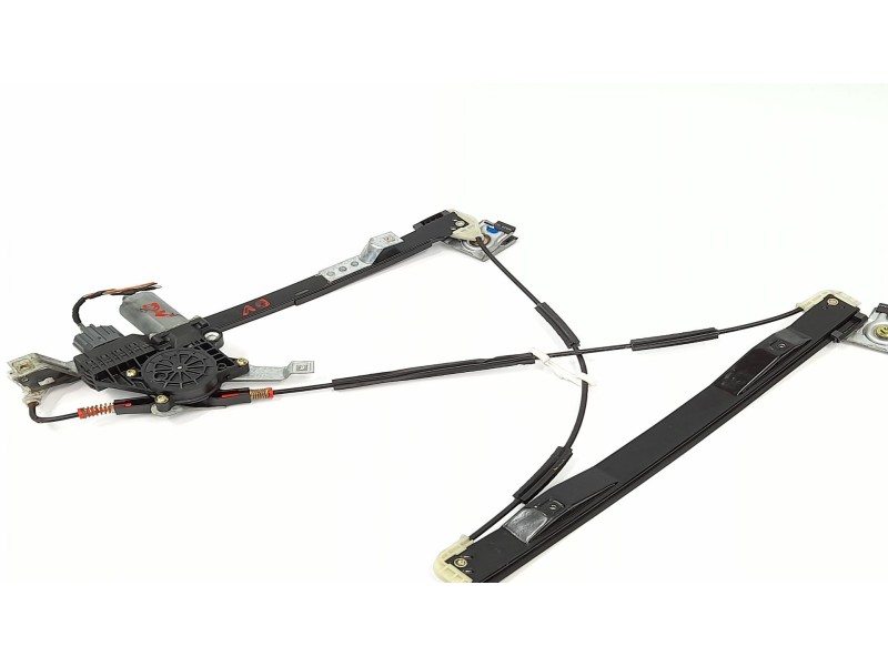 Recambio de elevalunas delantero derecho para ford mondeo iii sedán (b4y) 2.0 tdci referencia OEM IAM 0130821771  