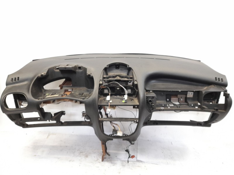 Recambio de salpicadero para peugeot 206 berlina gti referencia OEM IAM   