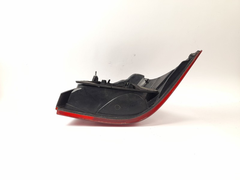 Recambio de piloto trasero izquierdo para volkswagen golf iv berlina (1j1) 1.9 tdi referencia OEM IAM 084411981LB  