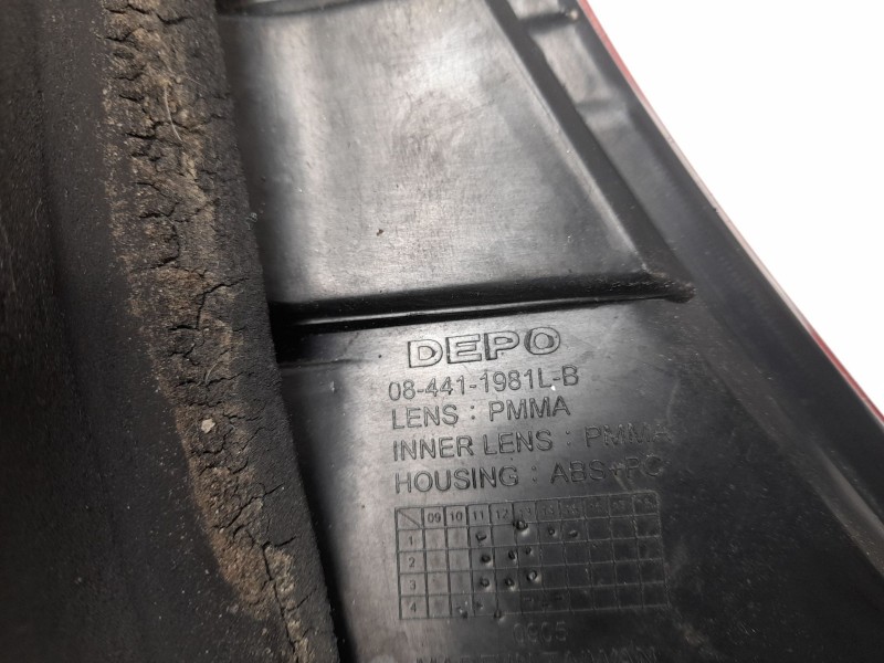 Recambio de piloto trasero izquierdo para volkswagen golf iv berlina (1j1) 1.9 tdi referencia OEM IAM 084411981LB  