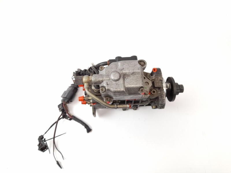 Recambio de bomba inyeccion para volkswagen golf iv berlina (1j1) 1.9 tdi referencia OEM IAM 038130107D  