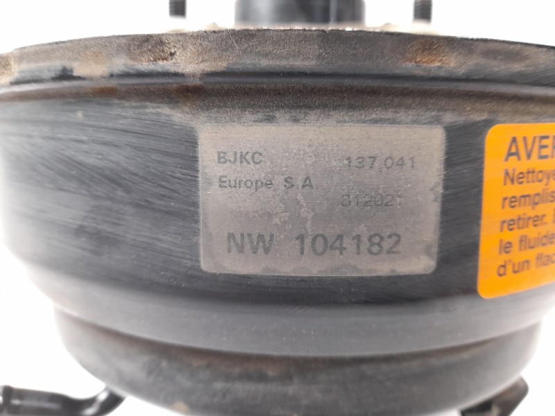 Recambio de servofreno para mitsubishi space star monospace (dg_a) 1.8 gdi (dg5a) referencia OEM IAM NW104182  