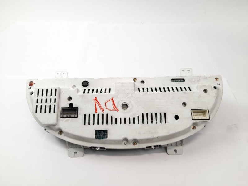 Recambio de cuadro instrumentos para ssangyong rexton 2.7 xdi referencia OEM IAM 77130720  