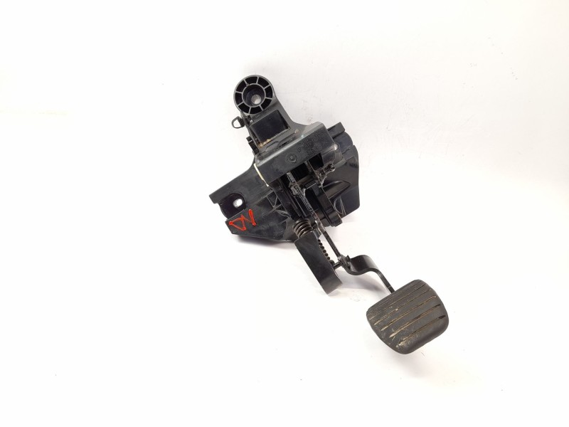 Recambio de pedal embrague para nissan nv300 kombi (x82) 1.6 dci 125 referencia OEM IAM 14017095  