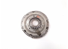 Recambio de kit embrague para nissan nv300 kombi (x82) 1.6 dci 125 referencia OEM IAM 302105151R  