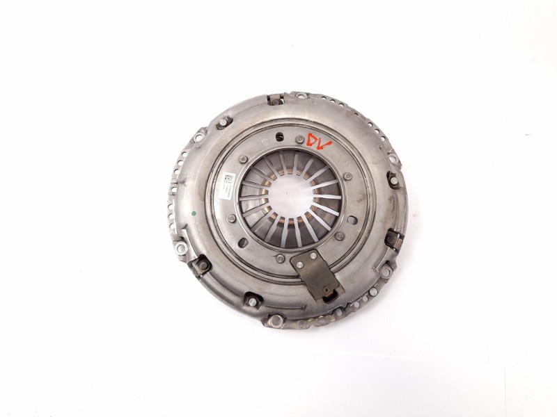 Recambio de kit embrague para nissan nv300 kombi (x82) 1.6 dci 125 referencia OEM IAM 302105151R  