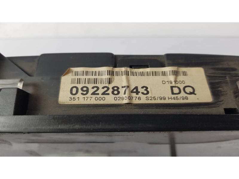 Recambio de cuadro instrumentos para opel astra g fastback (f48_, f08_) 2.0 dti 16v referencia OEM IAM 09228743  