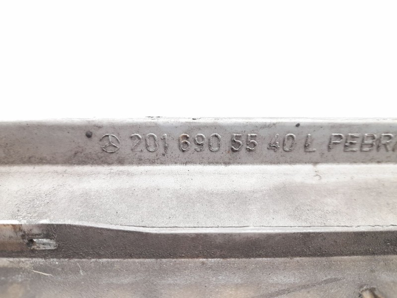 Recambio de moldura para mercedes-benz 190 (w201) e 2.0 referencia OEM IAM 2016905540L  