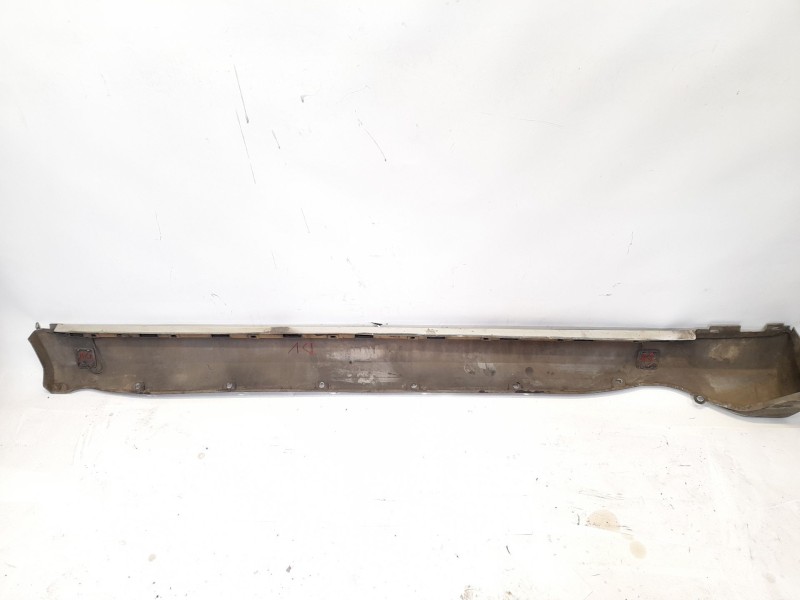 Recambio de faldon lateral para mercedes-benz 190 (w201) e 2.0 referencia OEM IAM 2016906340  