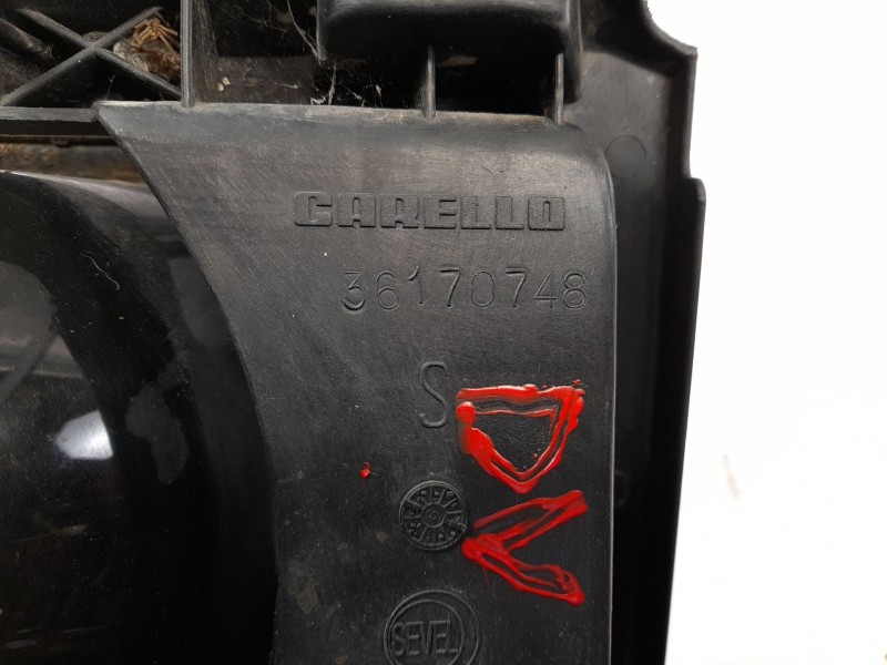 Recambio de faro izquierdo para citroën jumpy 1.9 d referencia OEM IAM 36170748  