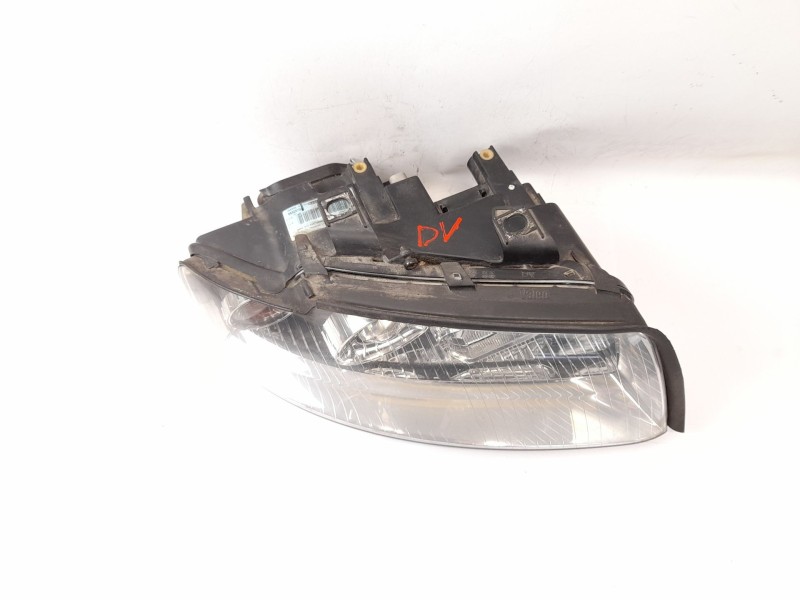 Recambio de faro derecho para audi a4 avant (8e) 1.8 t referencia OEM IAM 8E0941004F  