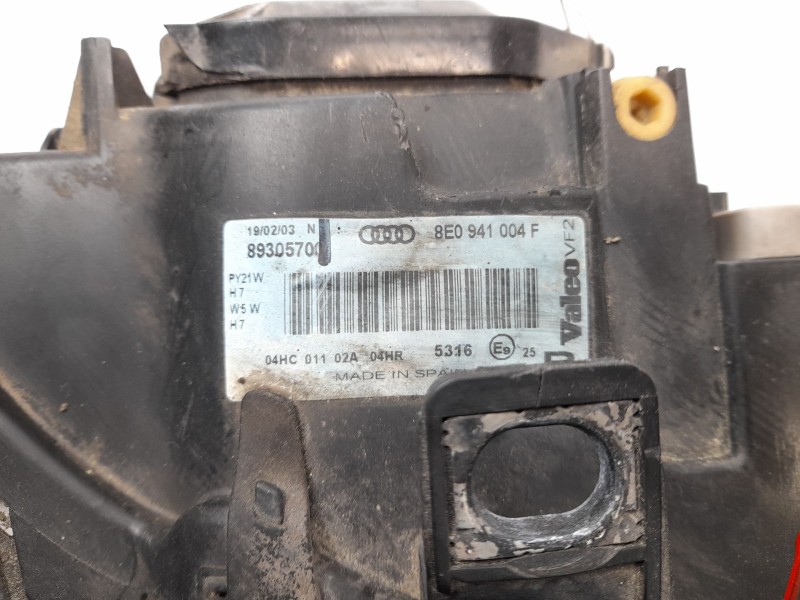Recambio de faro derecho para audi a4 avant (8e) 1.8 t referencia OEM IAM 8E0941004F  