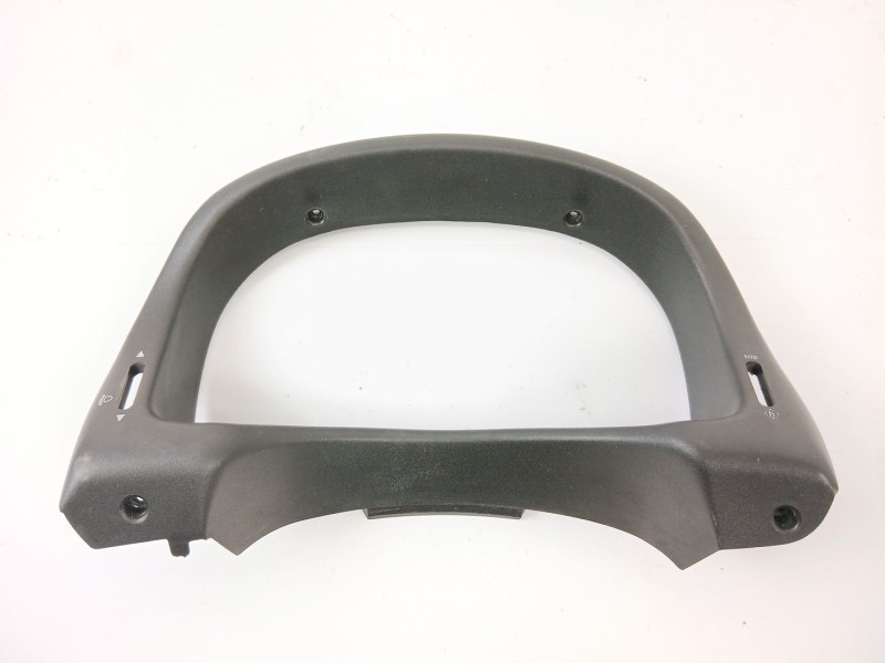 Recambio de moldura para fiat punto berlina (188) 1.2 cat referencia OEM IAM   