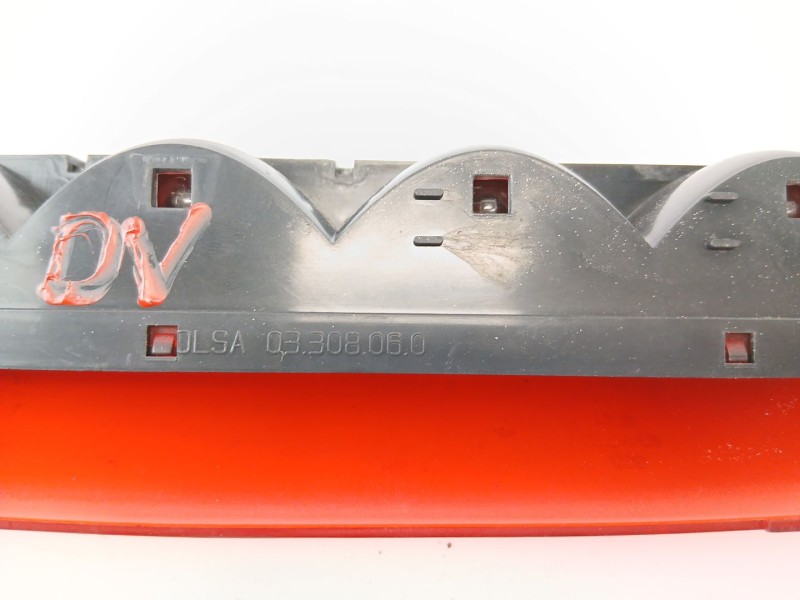 Recambio de luz central de freno para fiat punto berlina (188) 1.2 cat referencia OEM IAM 03308060  