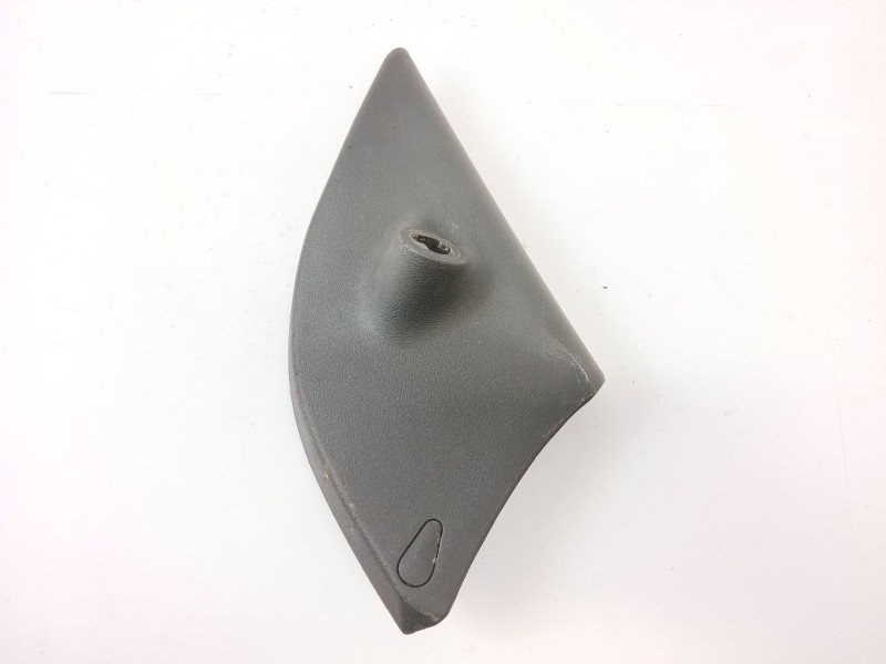 Recambio de moldura para fiat punto berlina (188) 1.2 cat referencia OEM IAM 7352457470  