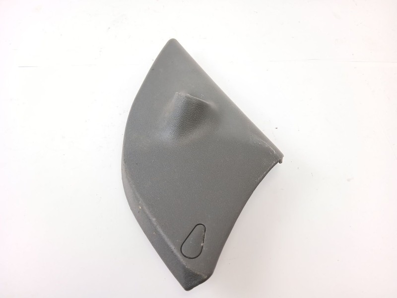 Recambio de moldura para fiat punto berlina (188) 1.2 cat referencia OEM IAM 7352457470  