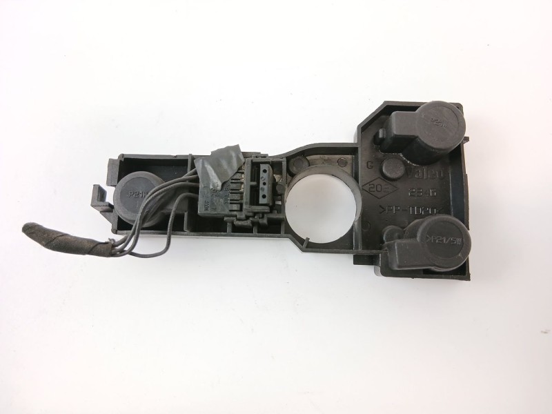 Recambio de portalamparas para renault laguna ii (bg0/1_) 1.9 dci (bg08, bg0g) referencia OEM IAM   