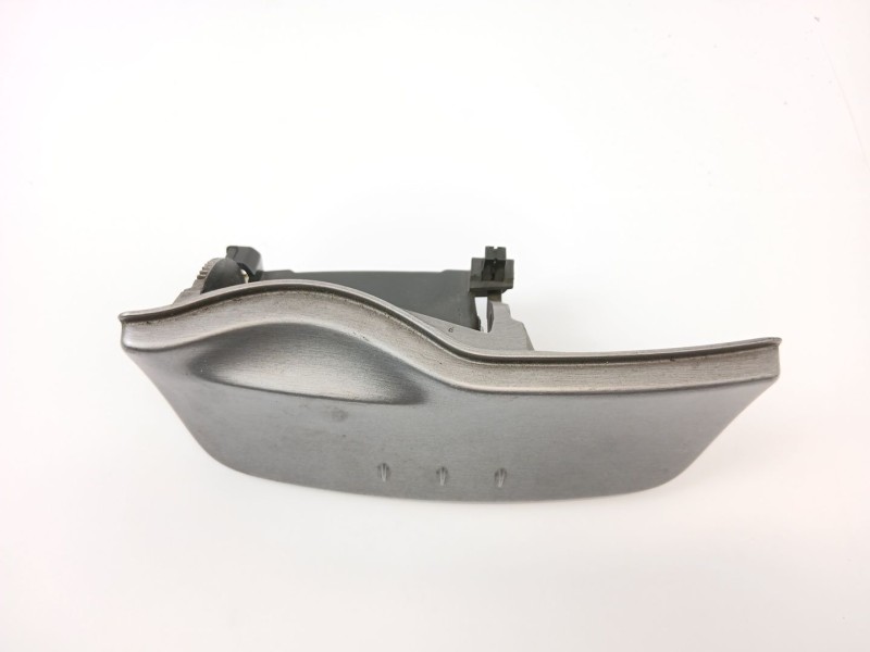 Recambio de cenicero para renault laguna ii (bg0/1_) 1.9 dci (bg08, bg0g) referencia OEM IAM 8200025854  