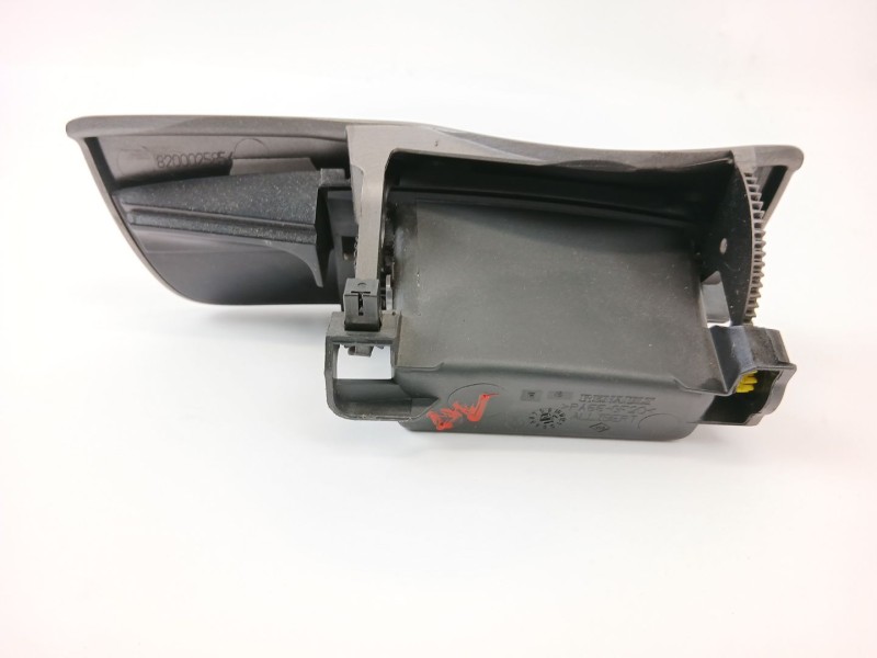 Recambio de cenicero para renault laguna ii (bg0/1_) 1.9 dci (bg08, bg0g) referencia OEM IAM 8200025854  