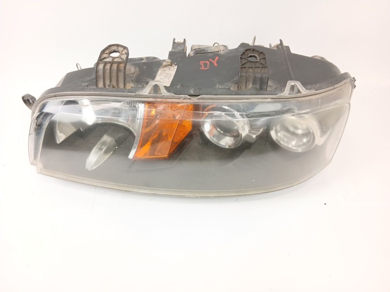 Recambio de faro izquierdo para fiat punto berlina (188) 1.2 cat referencia OEM IAM 89101051  