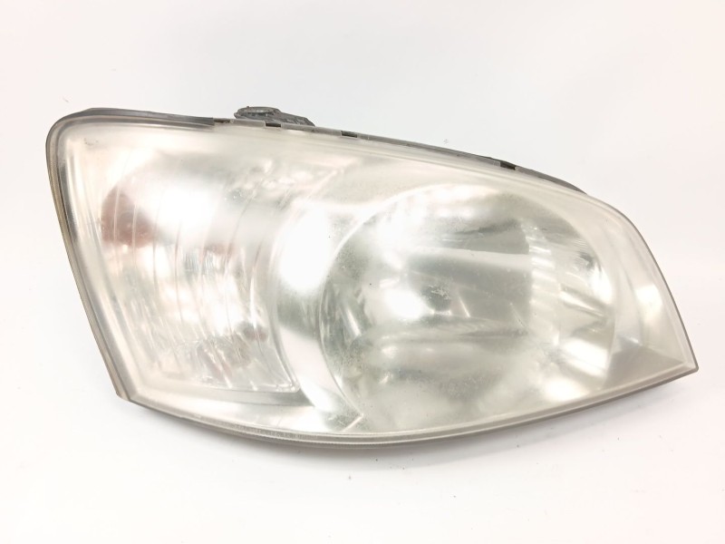 Recambio de faro derecho para hyundai getz (tb) 1.1 básico referencia OEM IAM RHD8282  
