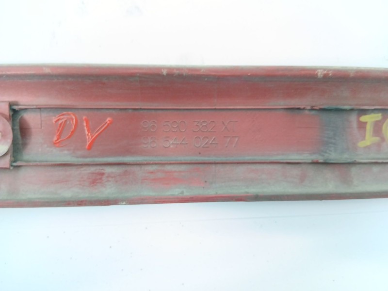 Recambio de moldura para citroën c4 grand picasso i (ua_) 1.6 hdi referencia OEM IAM 96590382XT  
