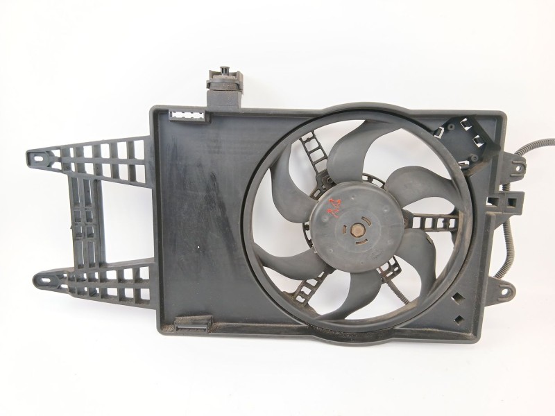 Recambio de electroventilador para fiat punto berlina (188) 1.2 cat referencia OEM IAM 823500800  