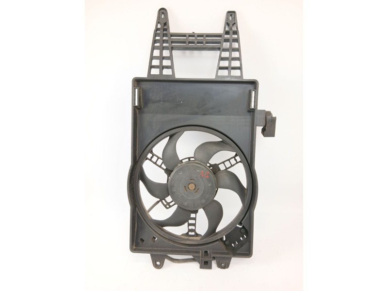 Recambio de electroventilador para fiat punto berlina (188) 1.2 cat referencia OEM IAM 823500800  