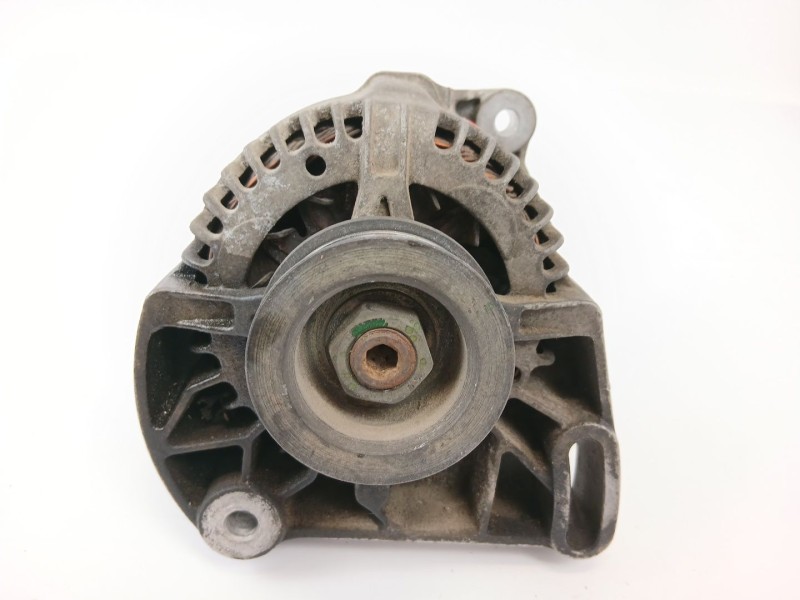 Recambio de alternador para fiat punto berlina (188) 1.2 cat referencia OEM IAM 46530060  