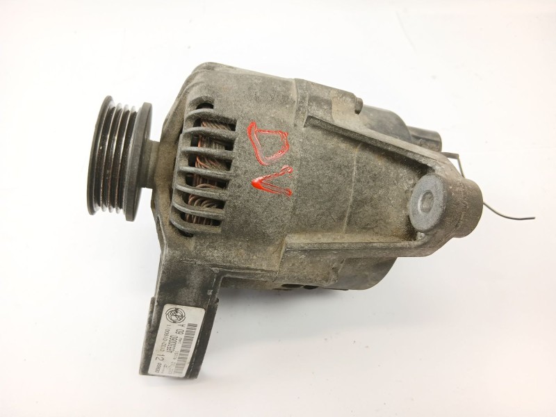 Recambio de alternador para fiat punto berlina (188) 1.2 cat referencia OEM IAM 46530060  