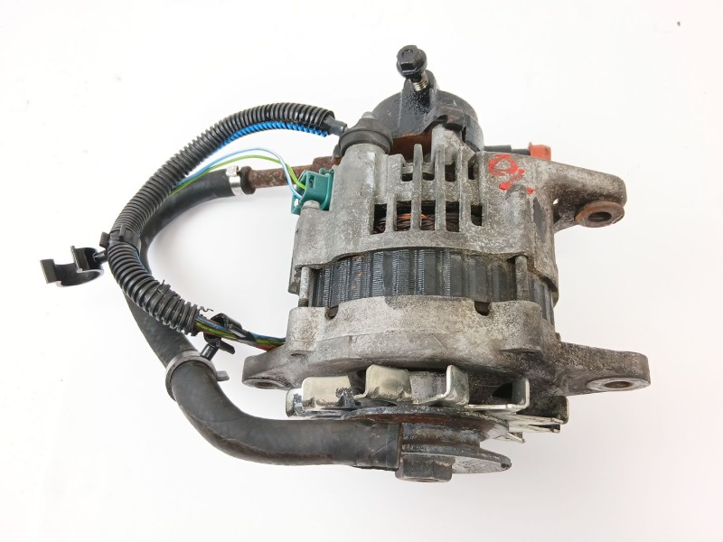 Recambio de alternador para opel astra f classic sedán 1.7 tds referencia OEM IAM   